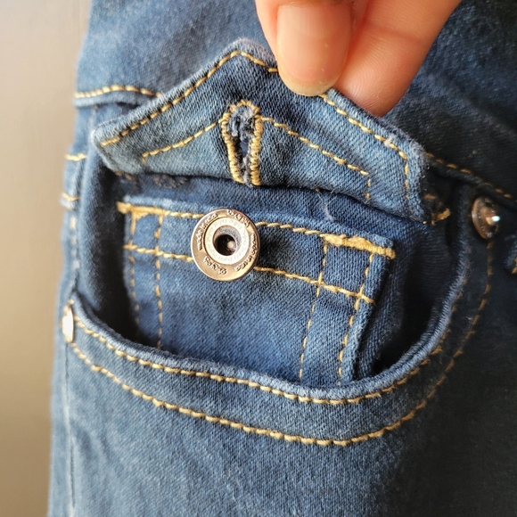 2KGray Riding Jeans Women's Size 26 Embroidered and Embellished Back Pockets - Picture 6 of 13